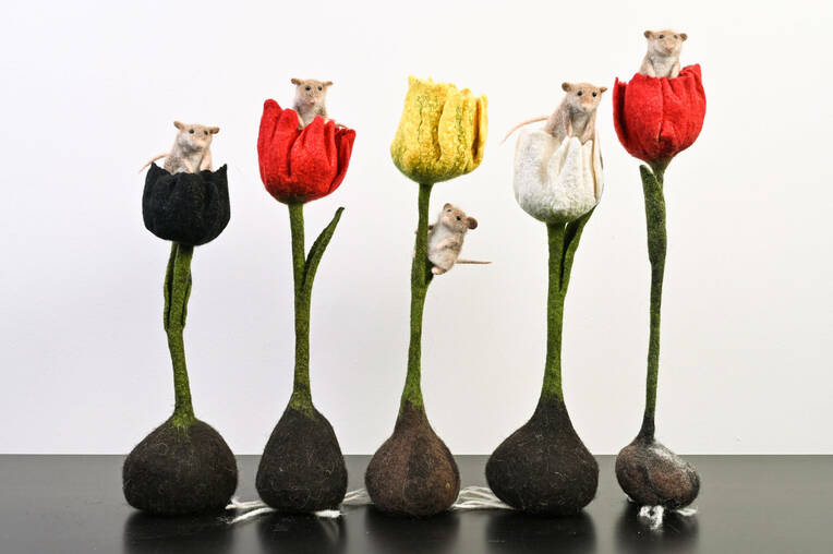 Tulip with Harvest Mouse Livestream Course